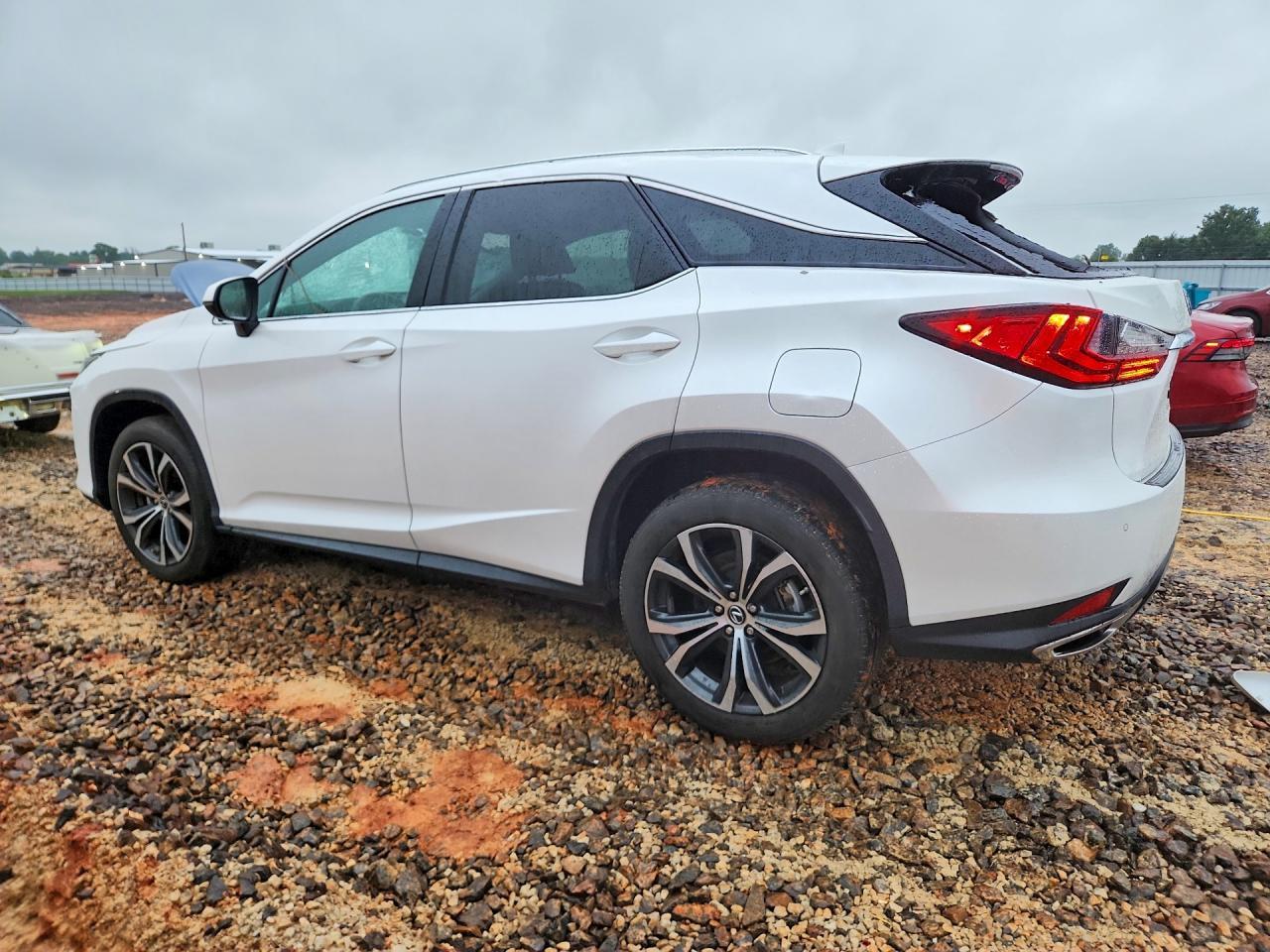 2022 Lexus Rx 350 - Image 2