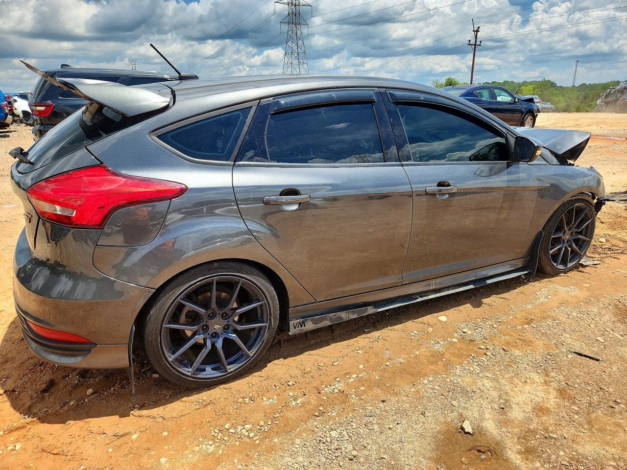 2018 Ford Focus St - Image 3