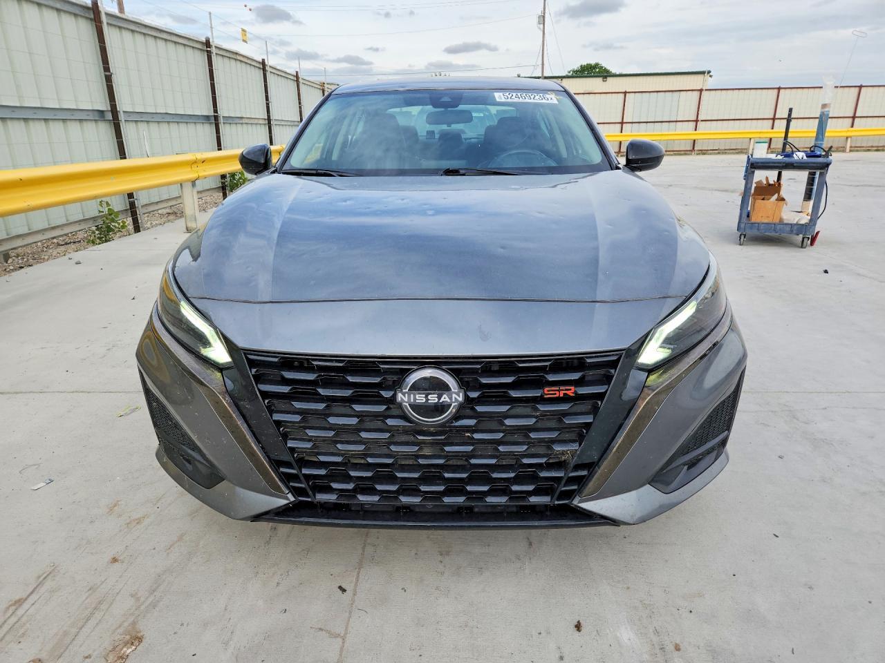 2023 Nissan Altima Sr - Фото 5