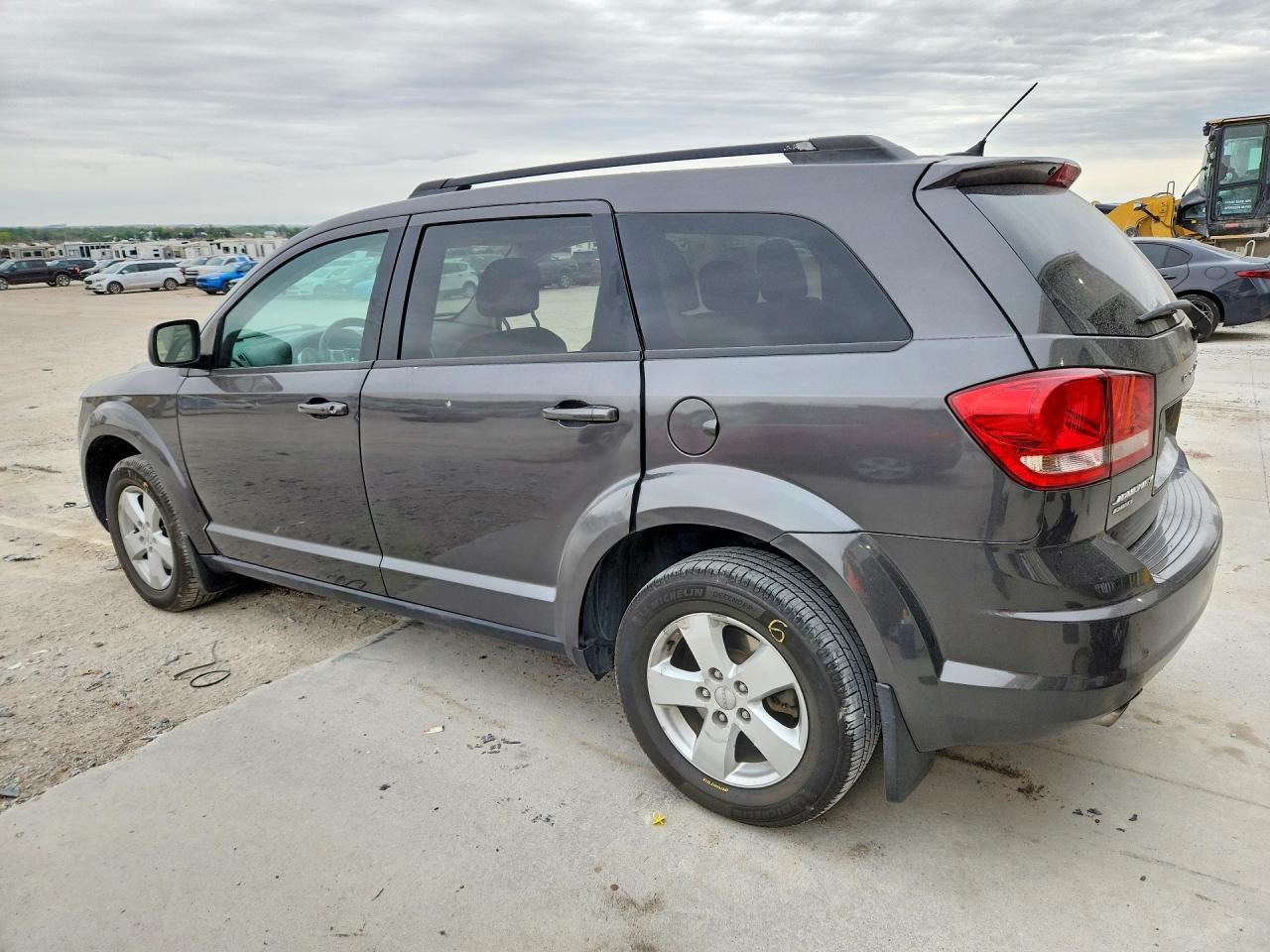 2015 Dodge Journey Se - Image 2