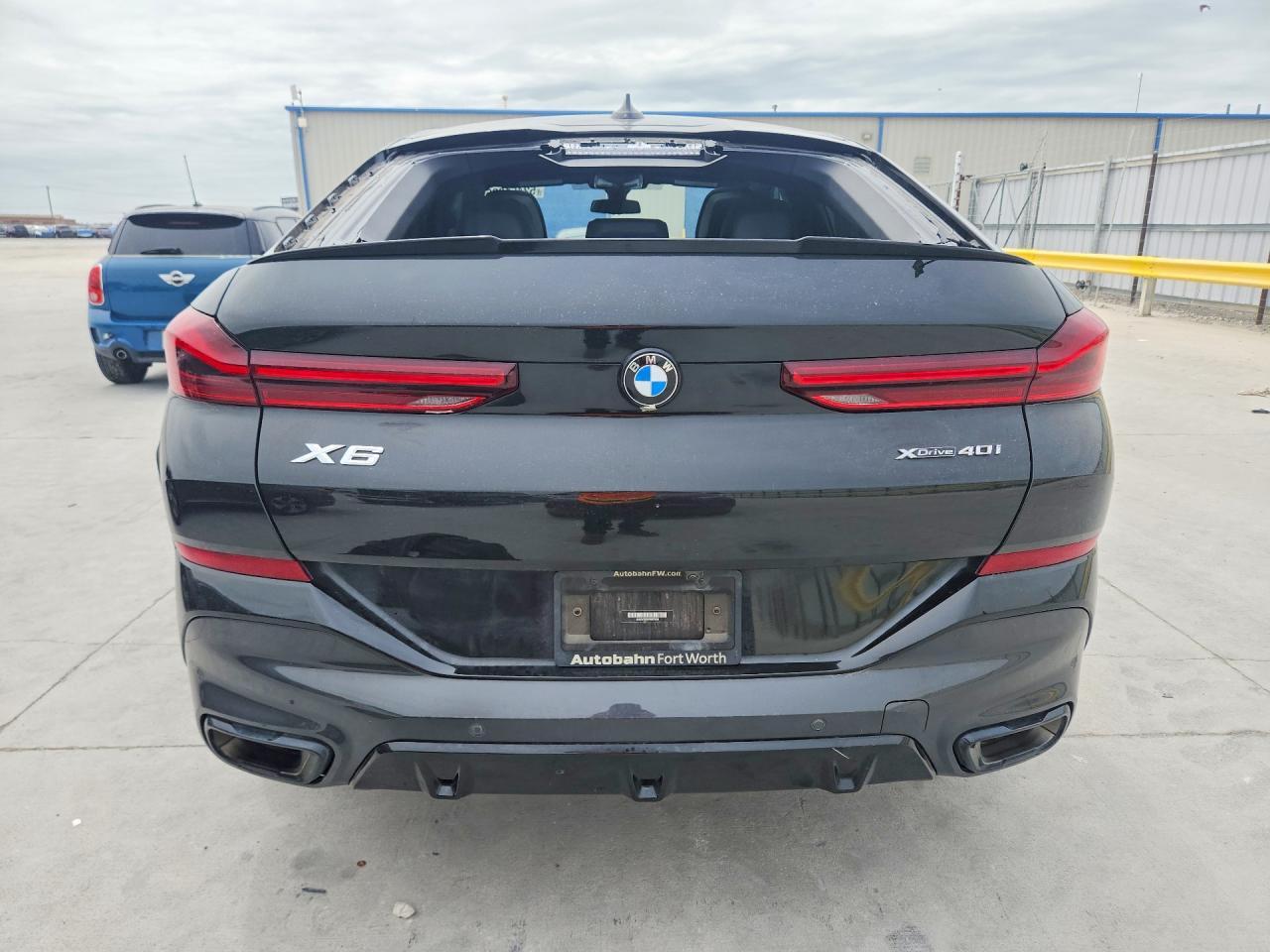2023 BMW X6 xDrive40I - Image 6