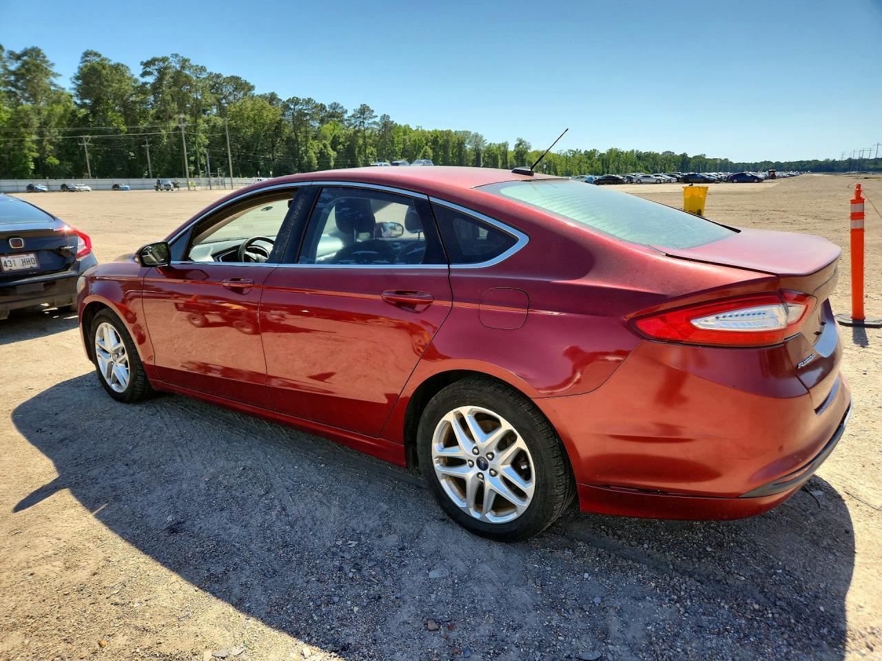 2013 Ford Fusion Se - Фото 2