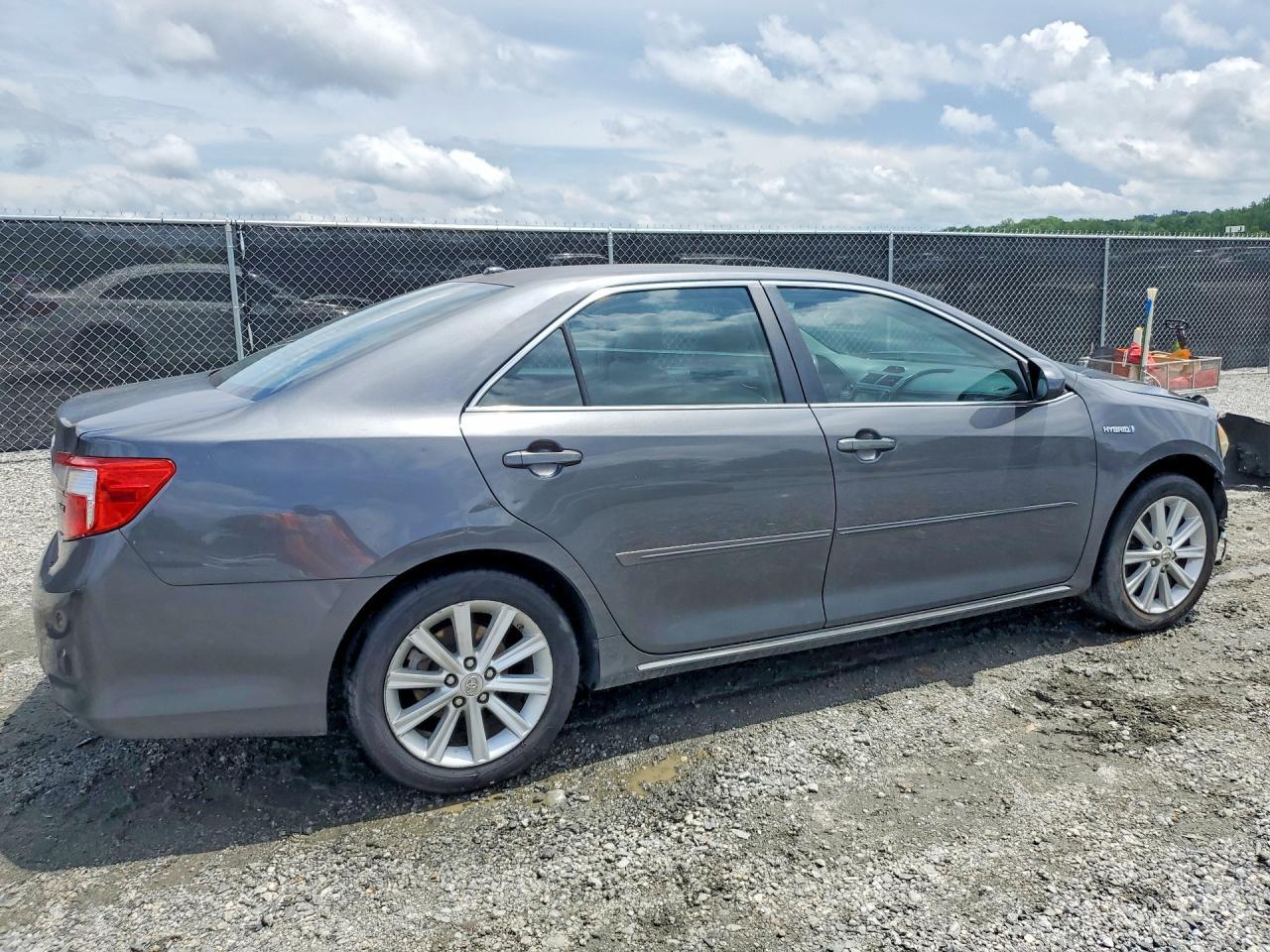 2012 Toyota Camry Hybrid Xle - Фото 3
