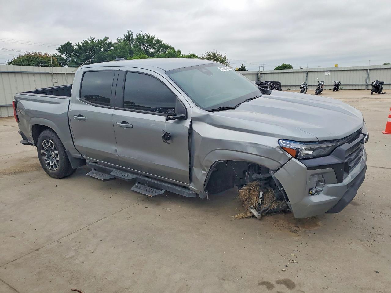 2023 Chevrolet Colorado Z71 - Image 4