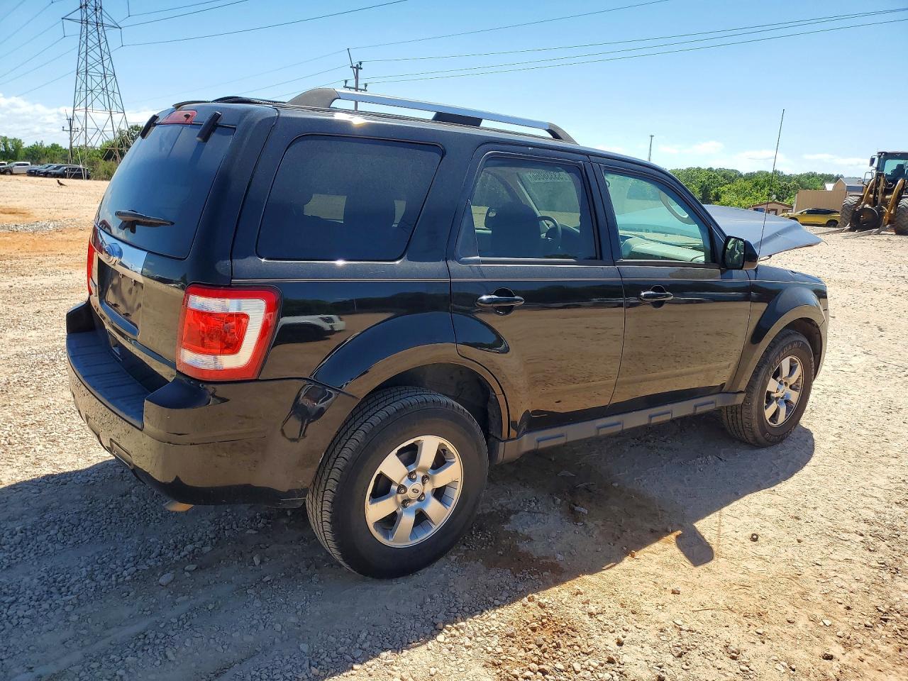 2010 Ford Escape Limited - Image 3