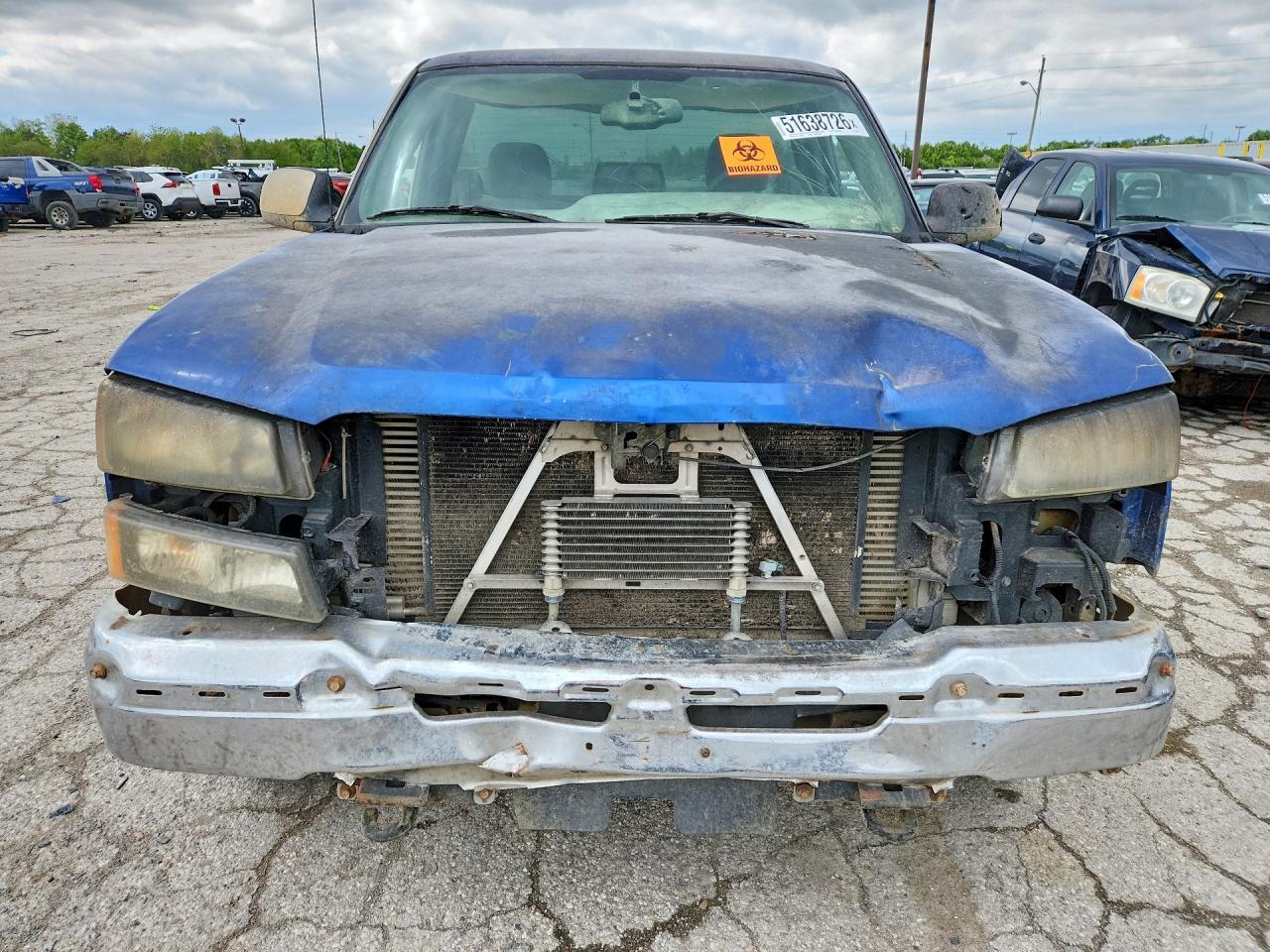 2004 Chevrolet Silverado K2500 Heavy Duty - Фото 5