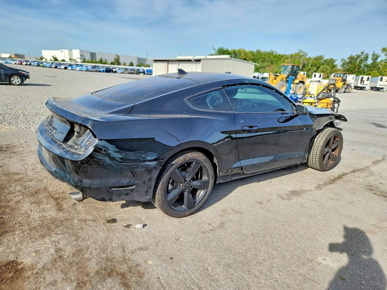 2021 Ford Mustang - Фото 3