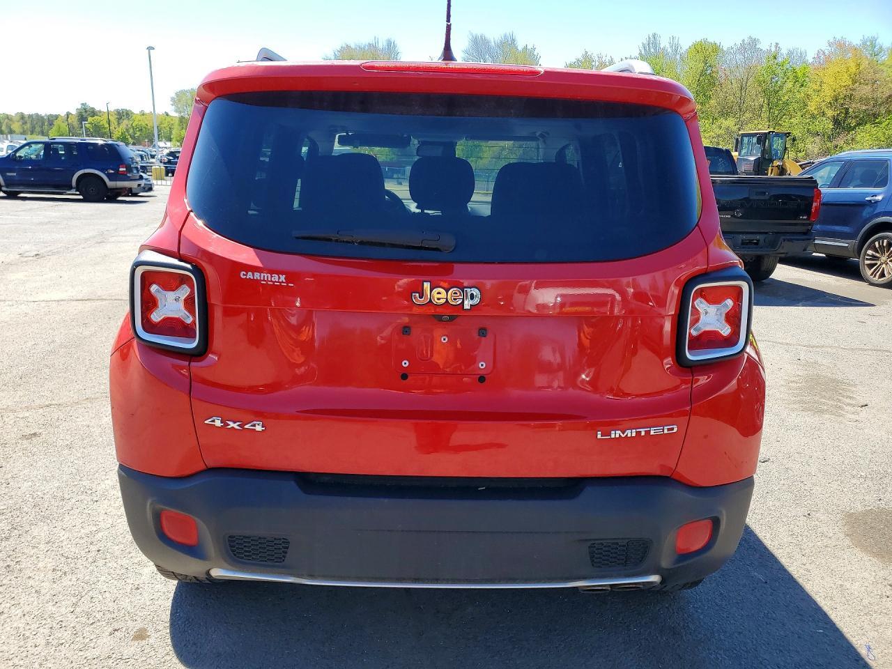2015 Jeep Renegade Limited - Фото 6