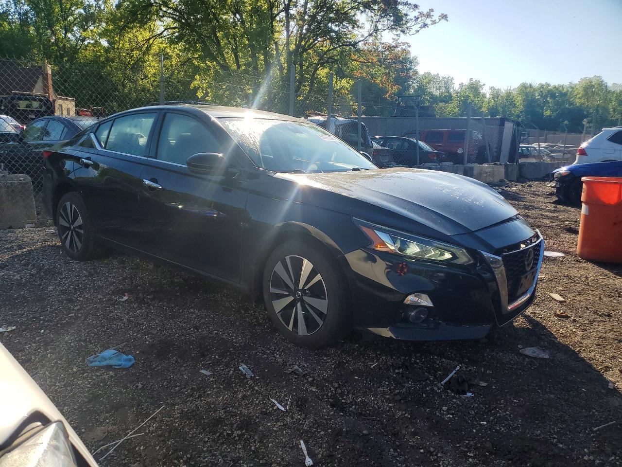 2019 Nissan Altima Sv - Фото 4