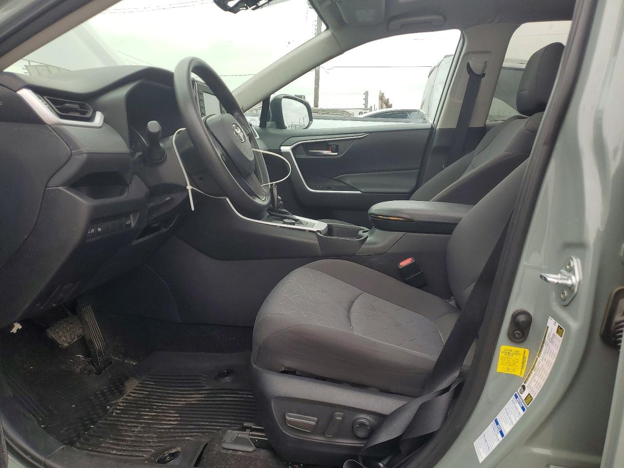 2021 Toyota Rav4 Xle - Image 7