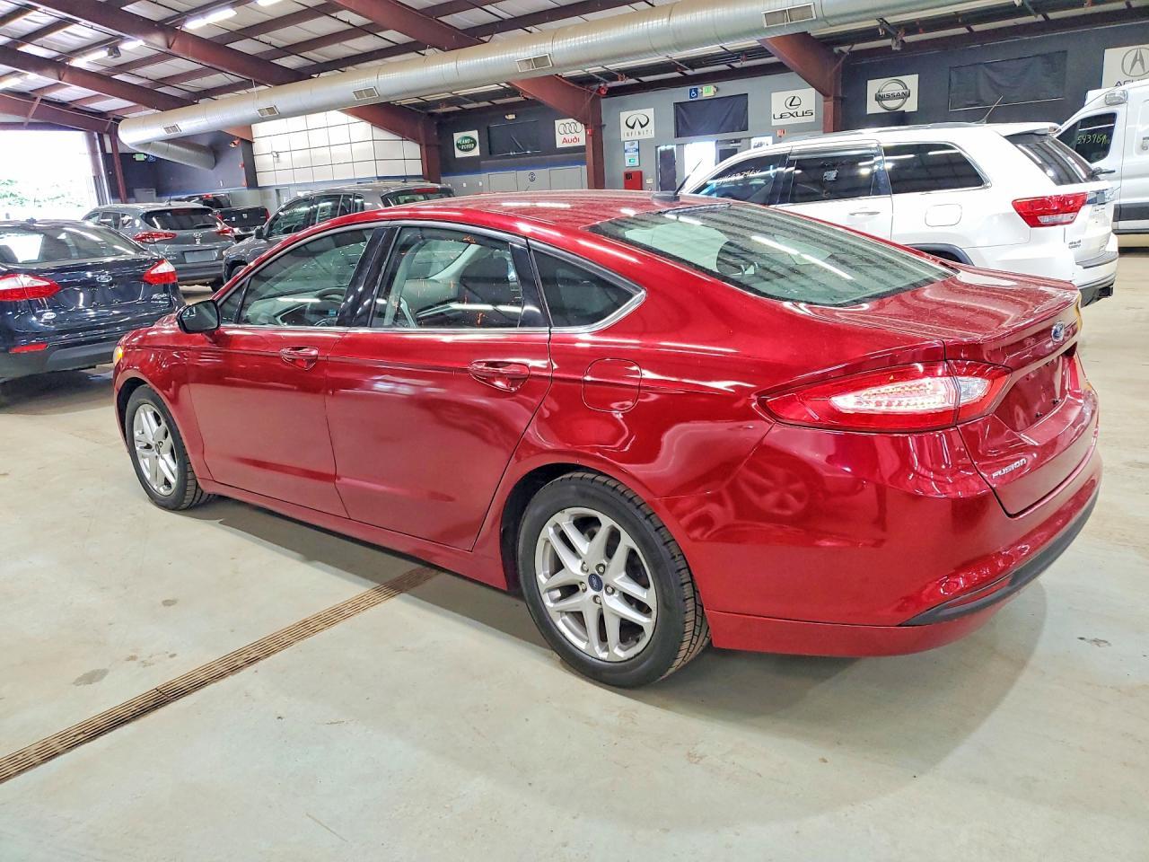 2016 Ford Fusion Se - Фото 2