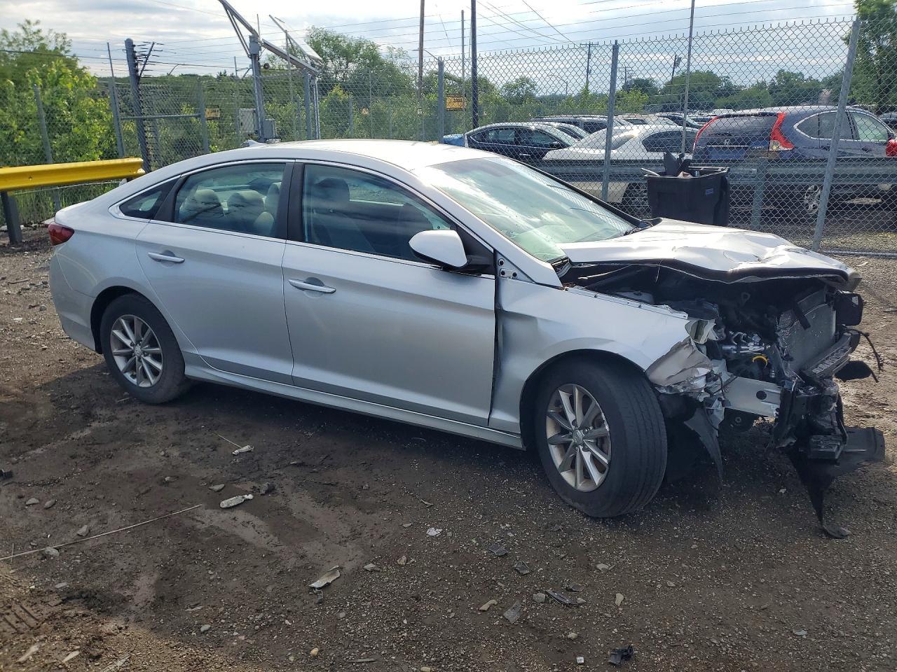 2019 Hyundai Sonata Se - Image 4
