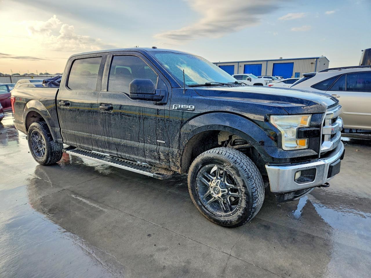 2016 Ford F150 Supercrew - Image 4