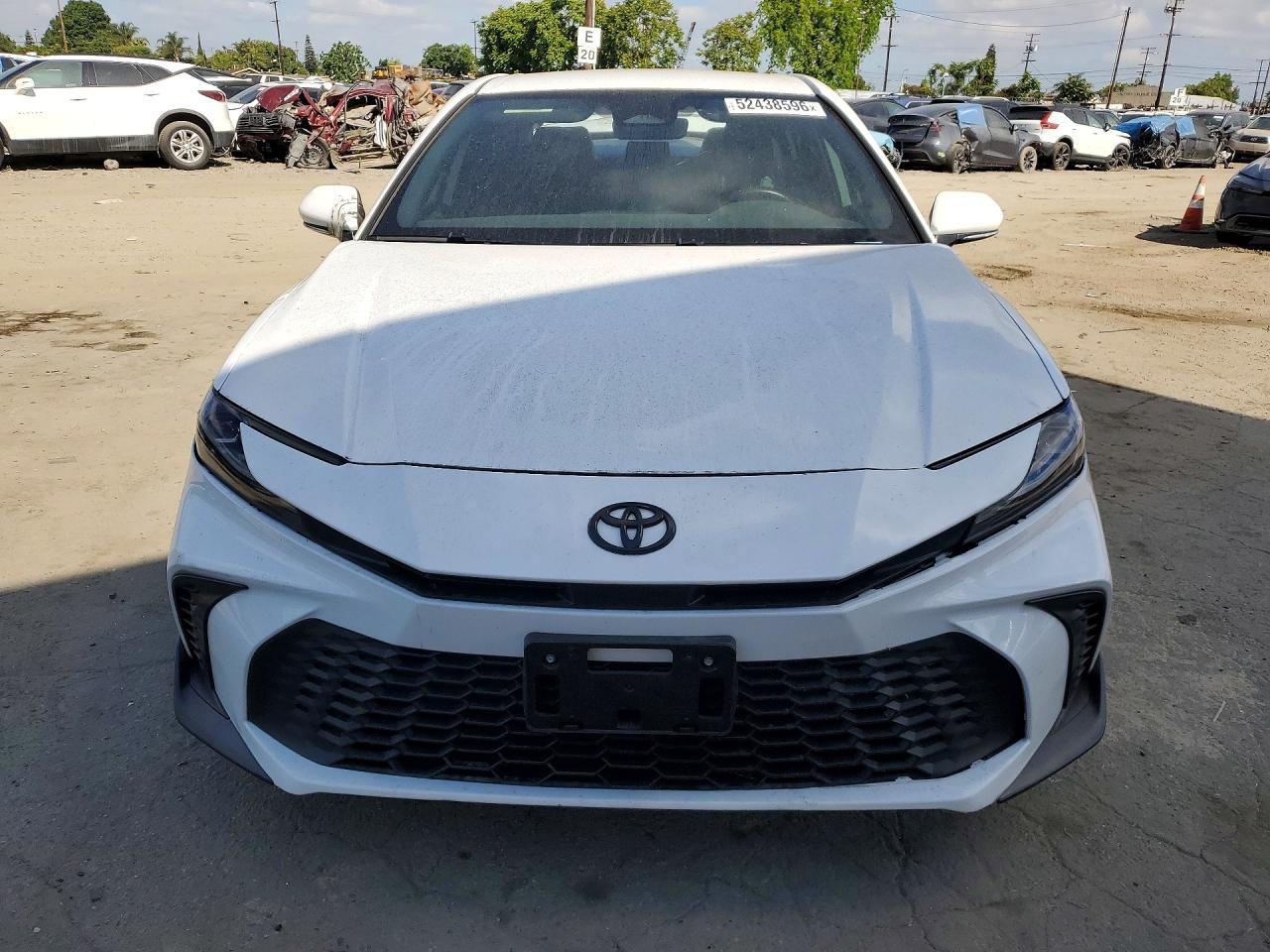2025 Toyota Camry Se - Фото 5
