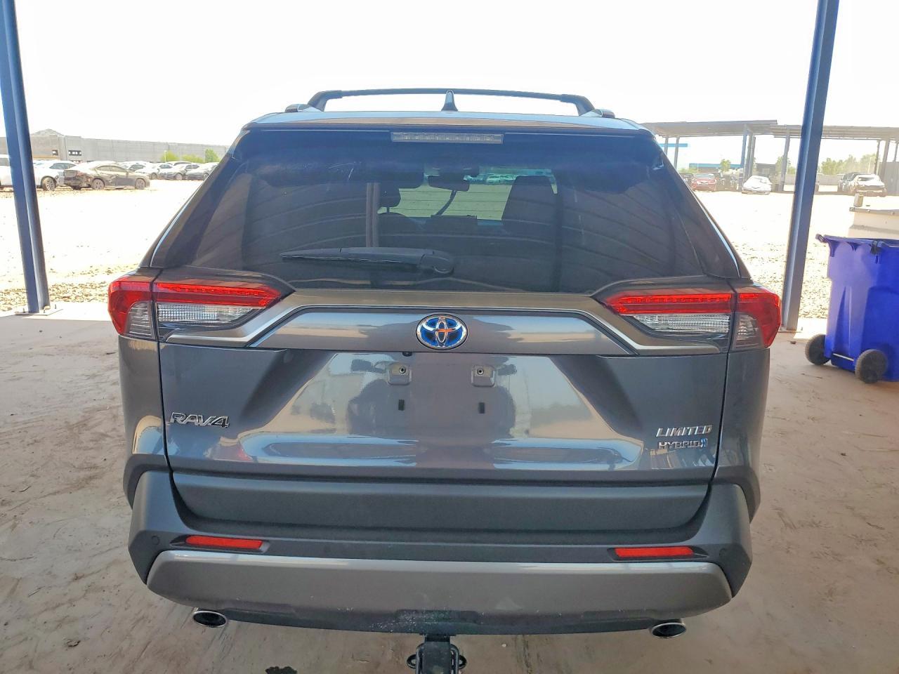 2020 Toyota Rav4 Limited - Image 6