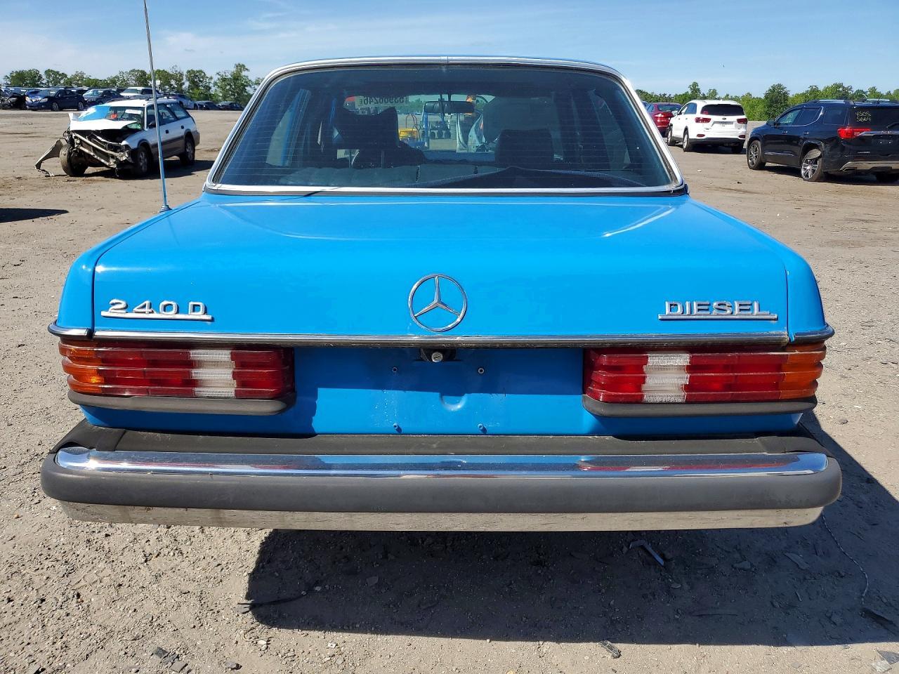 1982 Mercedes-Benz 240 D - Фото 6