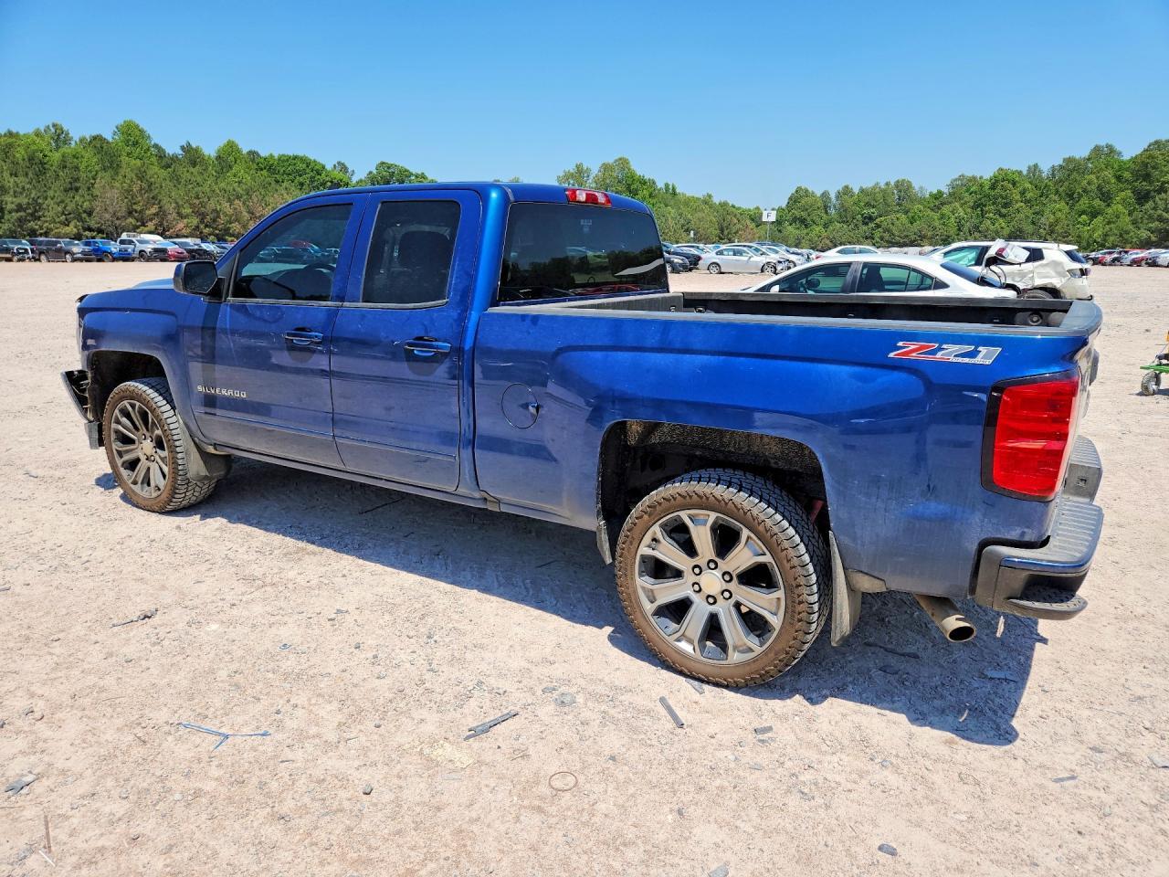2017 Chevrolet Silverado K1500 Lt - Фото 2