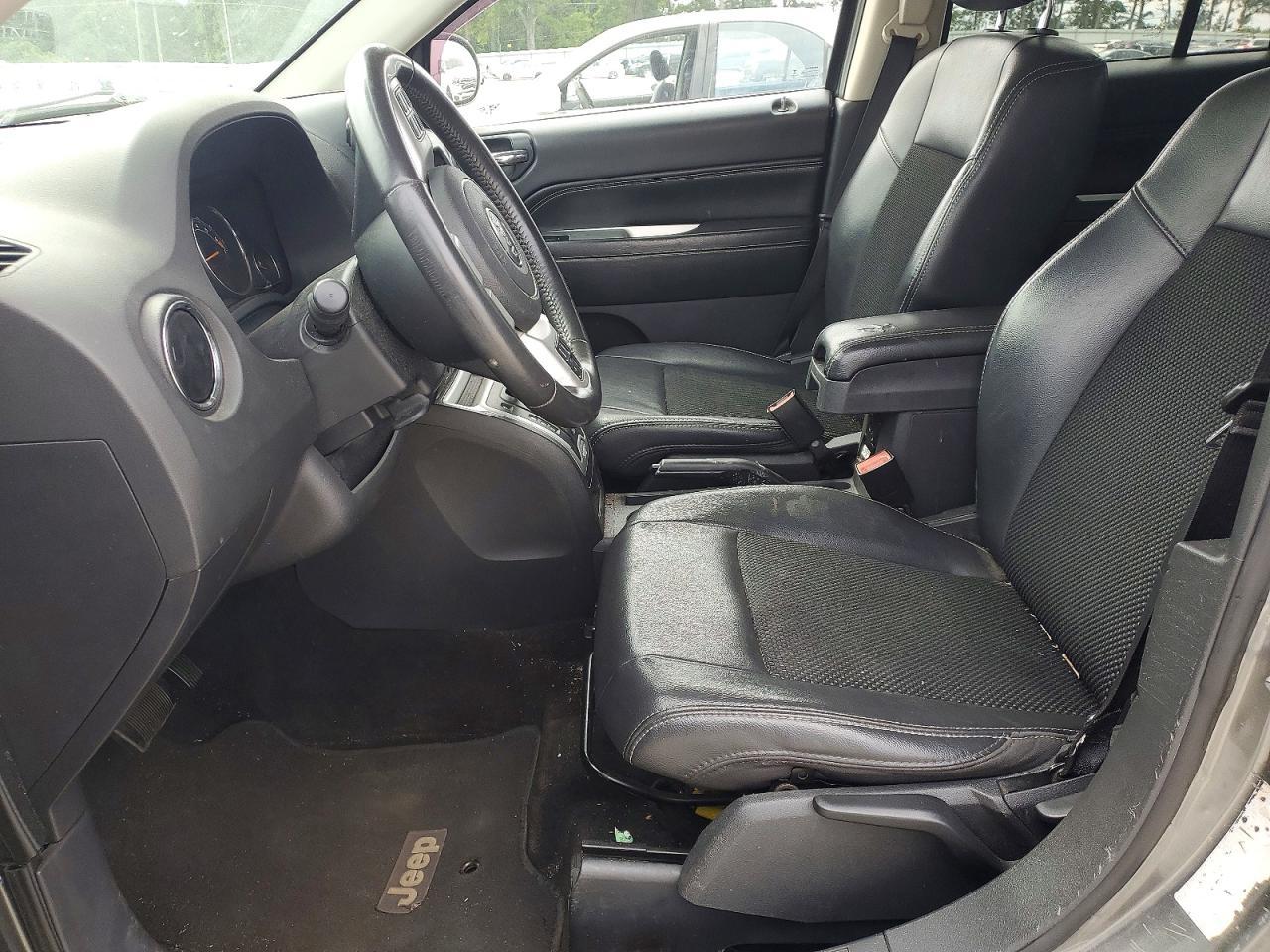 2014 Jeep Compass Latitude - Фото 7