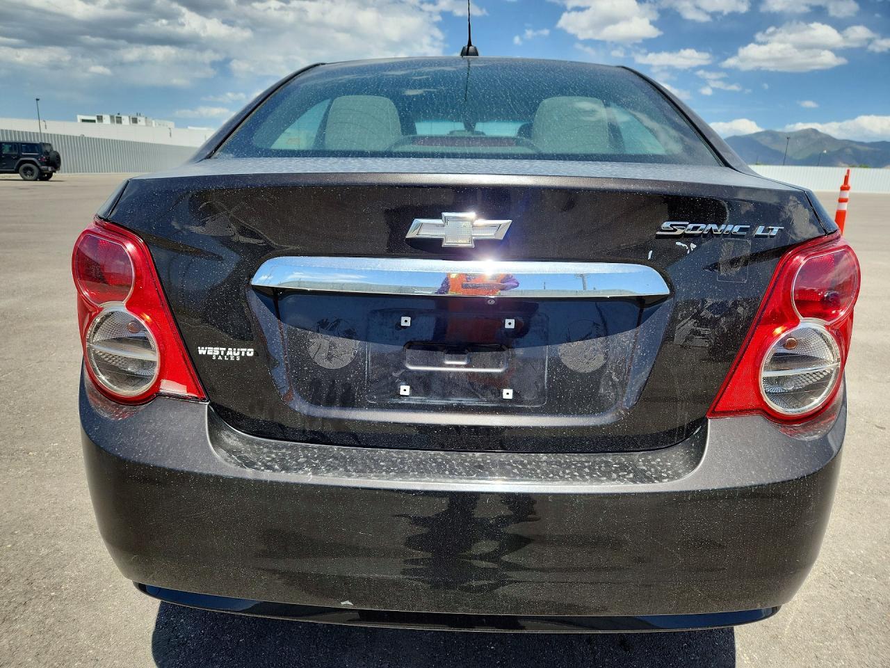 2015 Chevrolet Sonic Lt - Image 6