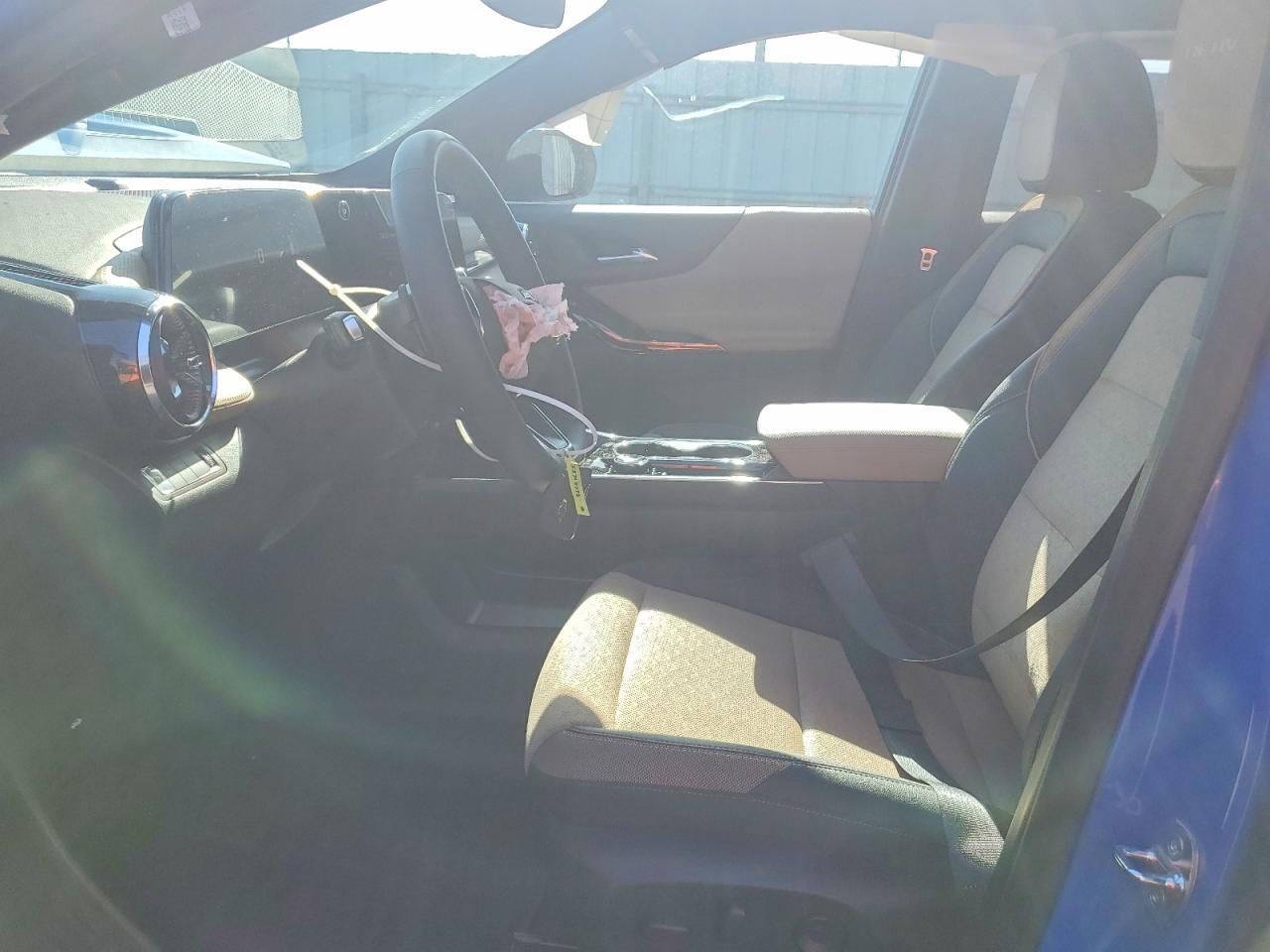 2026 Chevrolet Equinox Activ - Image 7