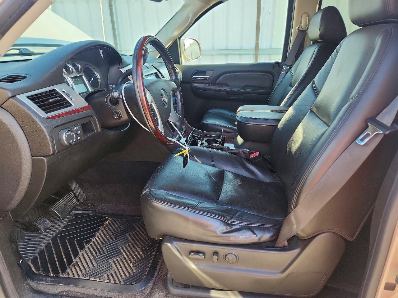 2009 Cadillac Escalade Luxury - Фото 7