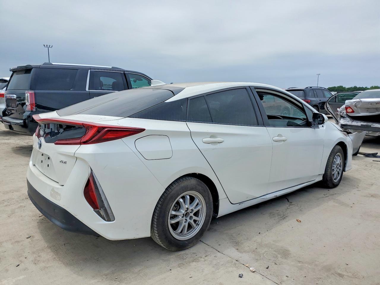 2020 Toyota Prius Prime Xle - Фото 3