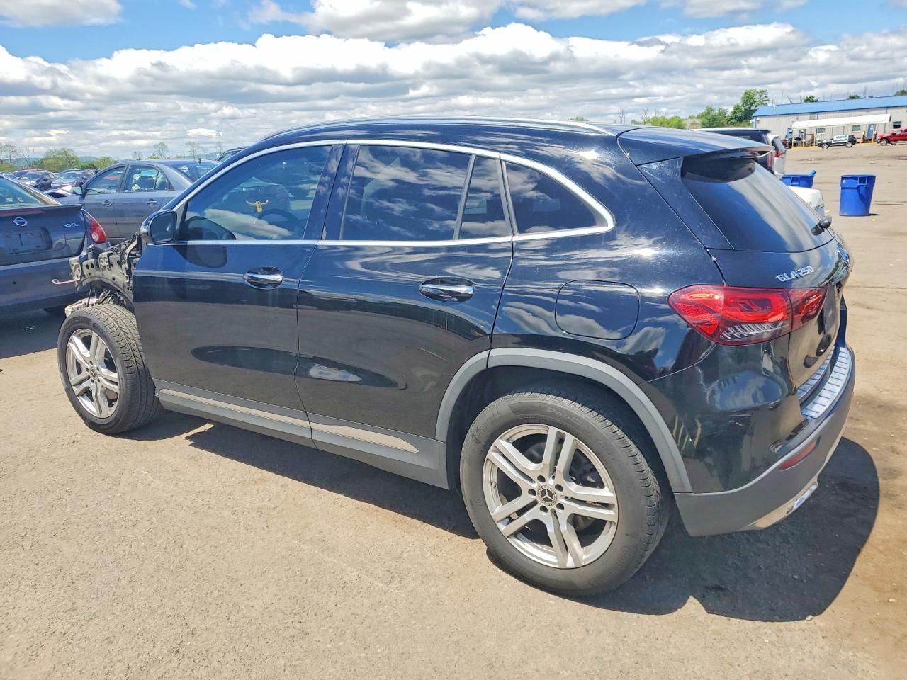 2021 Mercedes-Benz Gla 250 4Matic - Фото 2