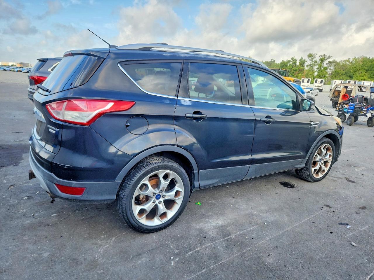 2014 Ford Escape Titanium - Фото 3