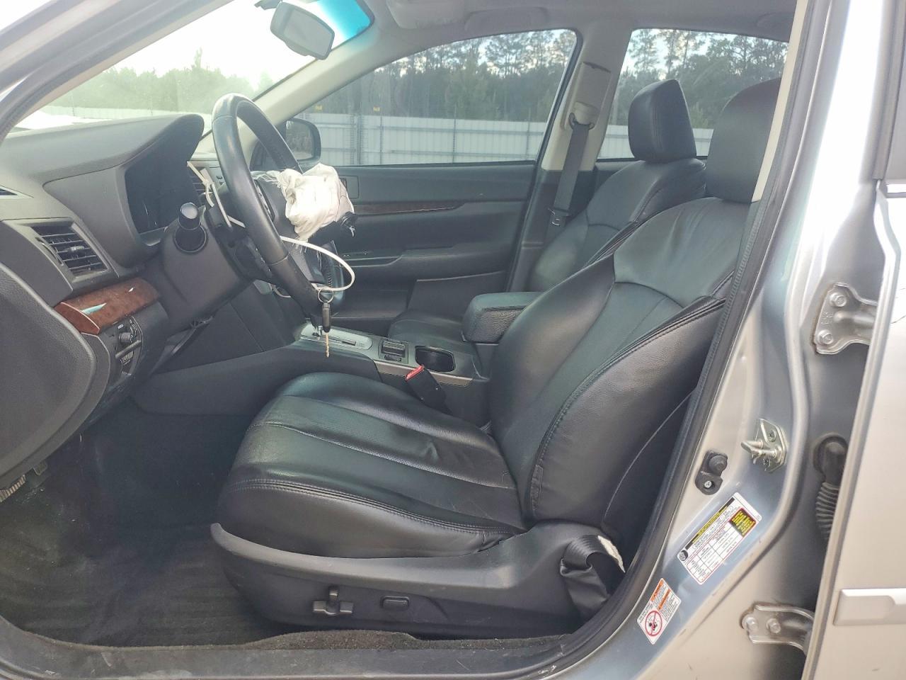 2013 Subaru Legacy 2.5I Limited - Image 7