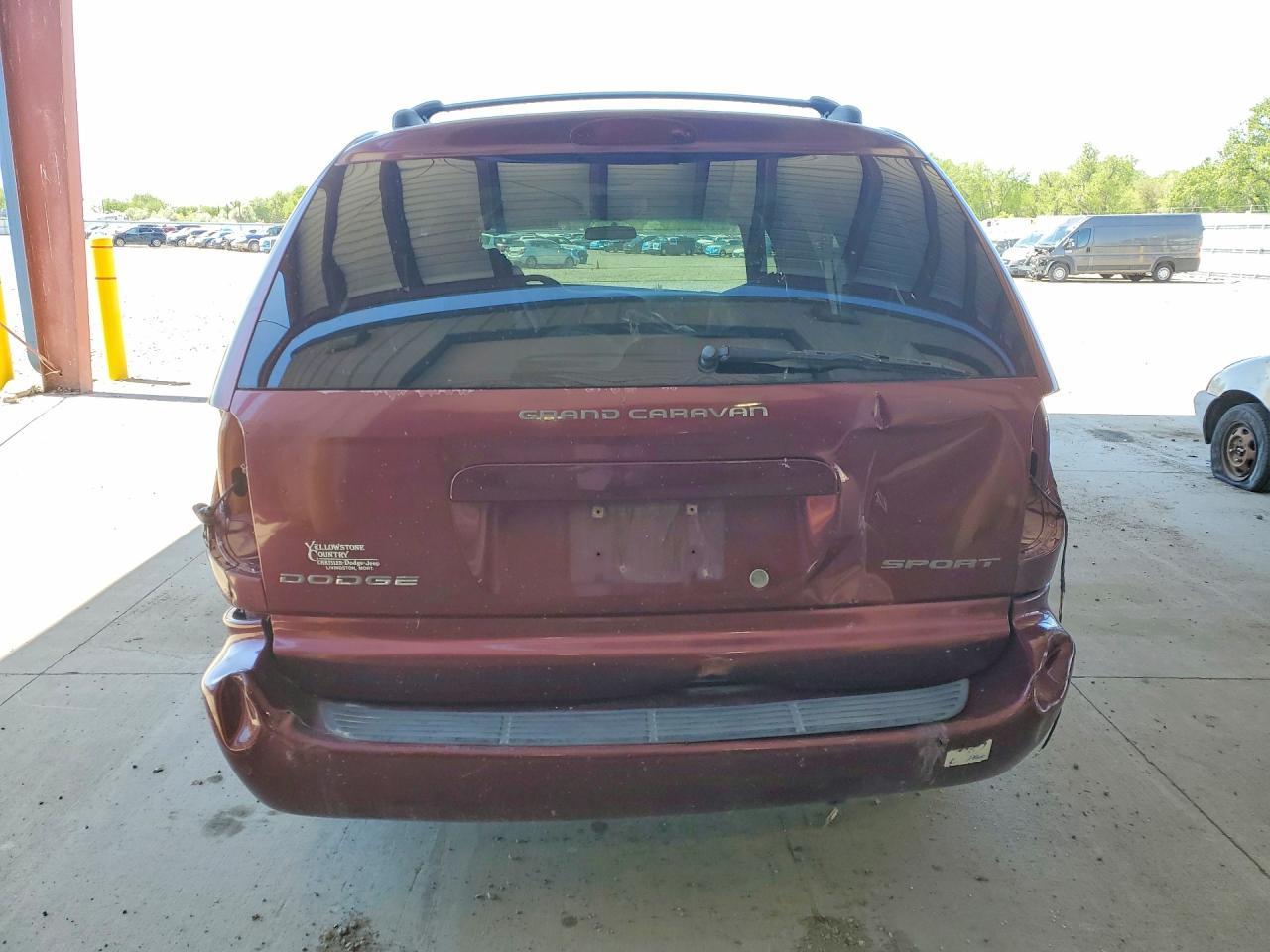 2002 Dodge Grand Caravan Sport - Image 6