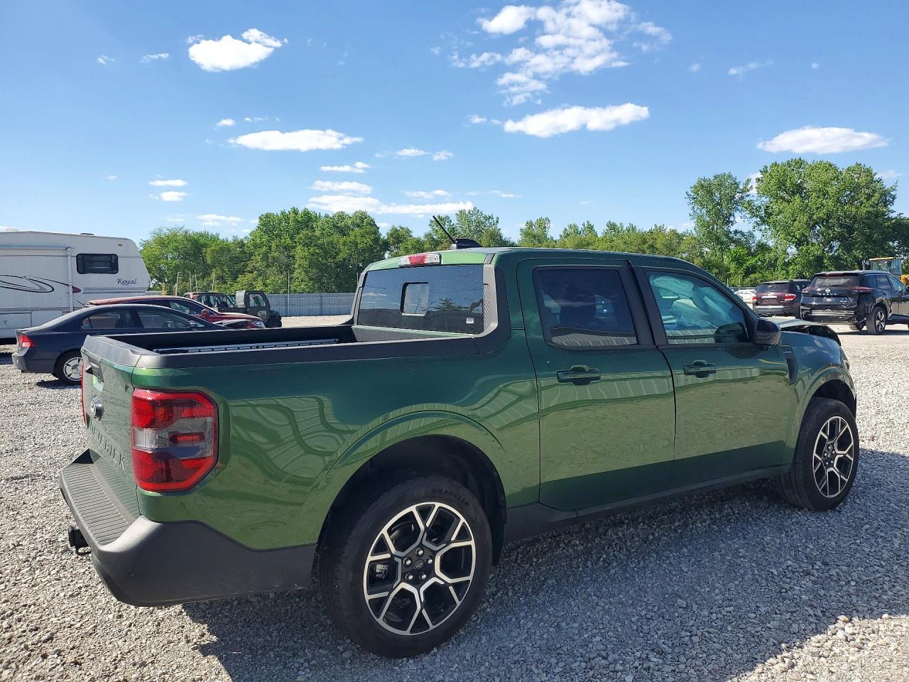 2025 Ford Maverick Lariat - Image 3