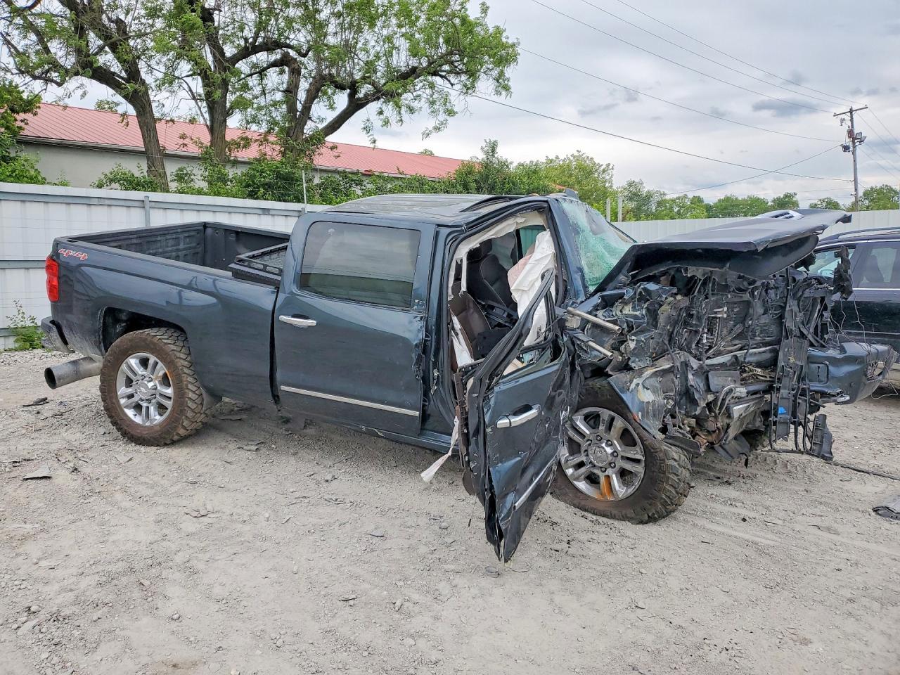 2017 Chevrolet Silverado K2500 High Country - Фото 4