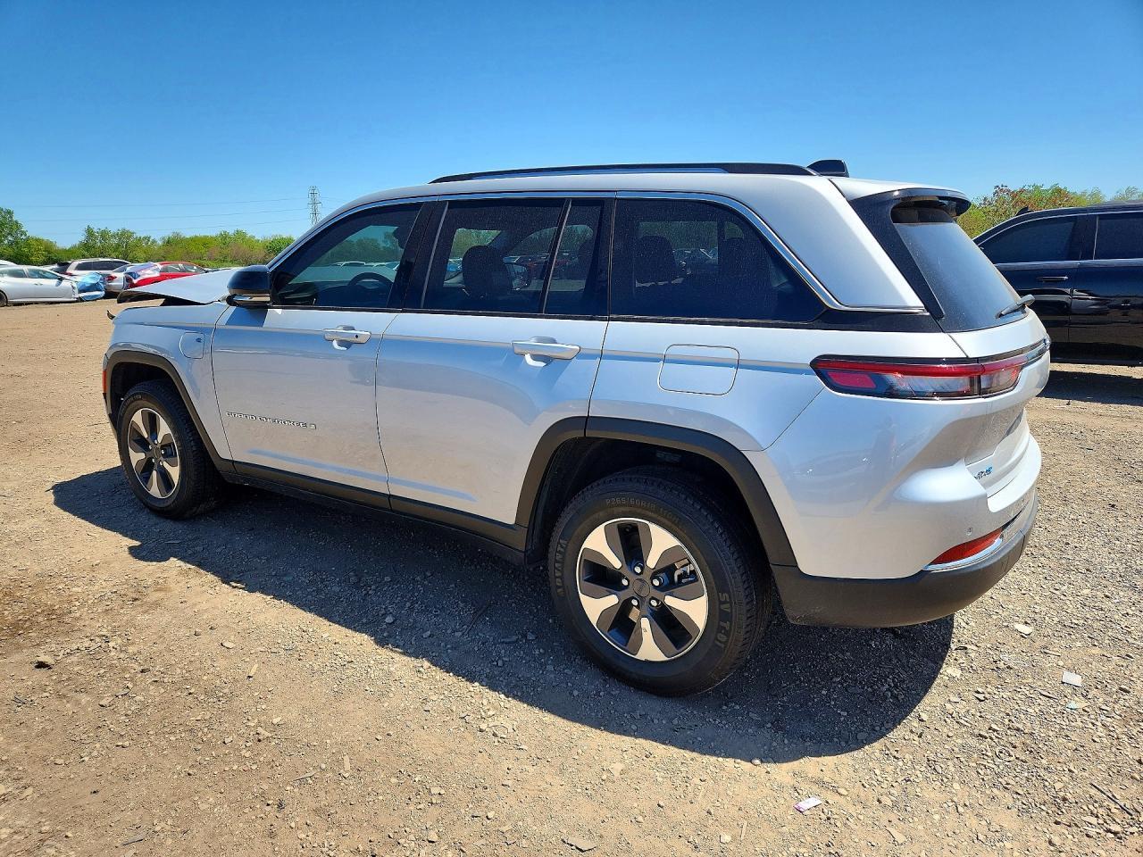 2023 Jeep Grand Cherokee Limited 4Xe - Image 2