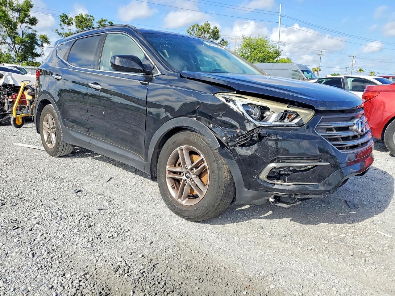 2017 Hyundai Santa Fe Sport 2.4L - Image 4