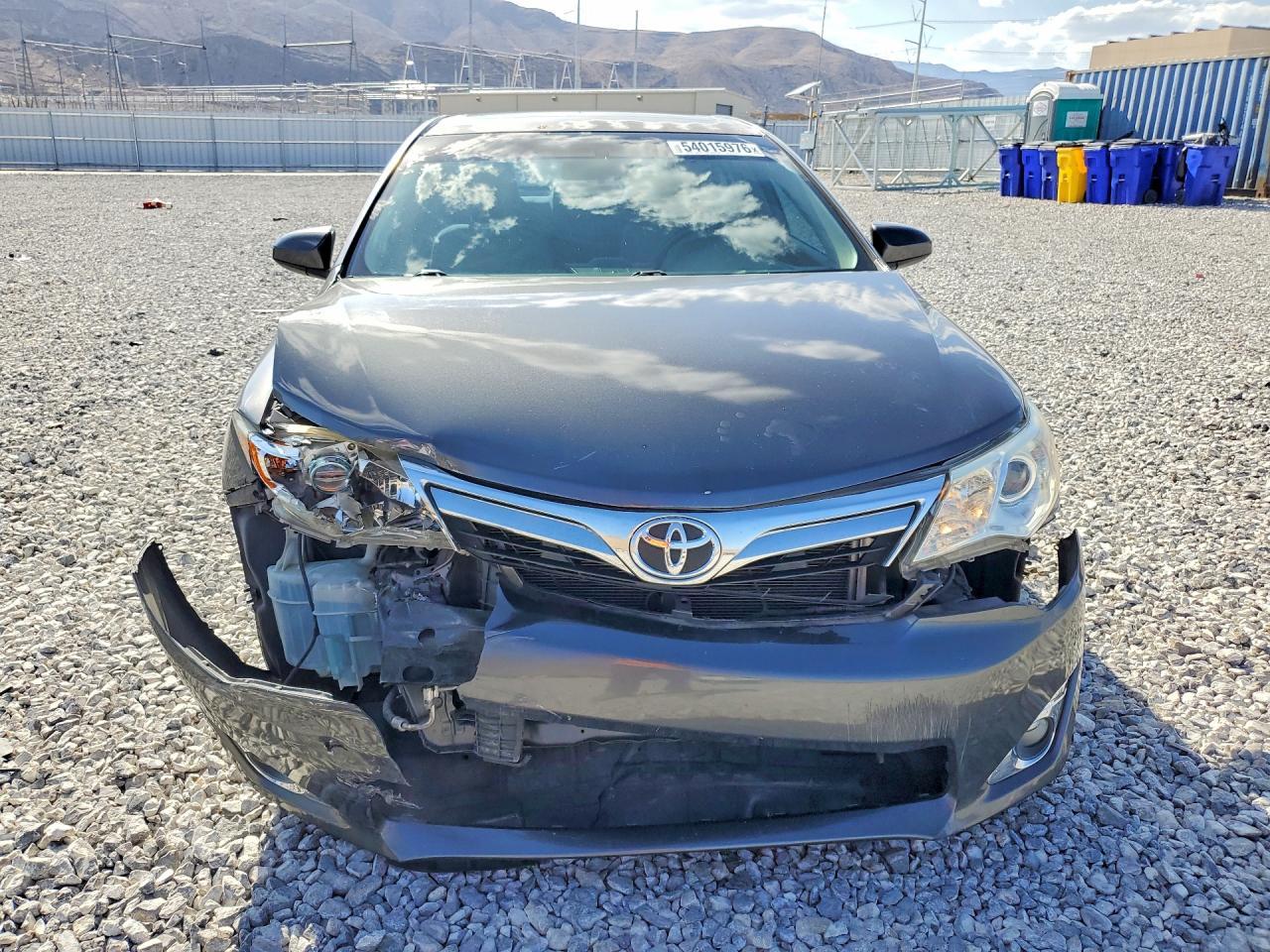 2012 Toyota Camry Xle - Image 5