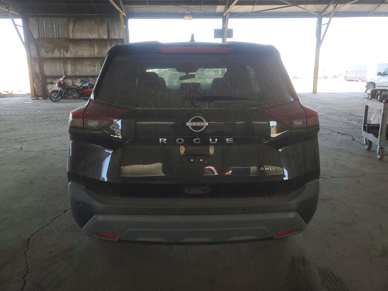 2023 Nissan Rogue S - Image 6