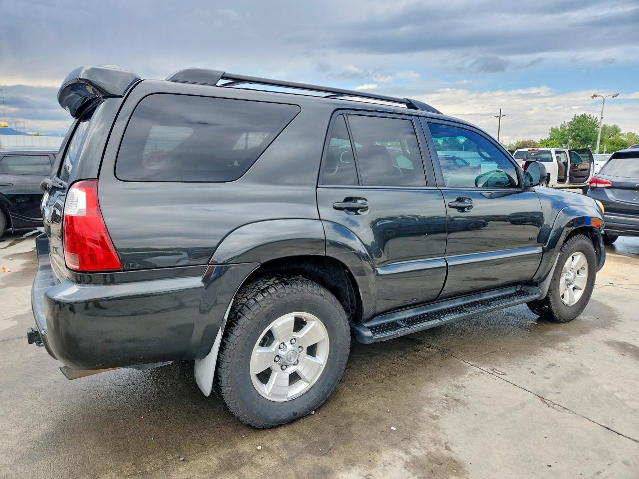 2009 Toyota 4Runner Sr5 - Image 3