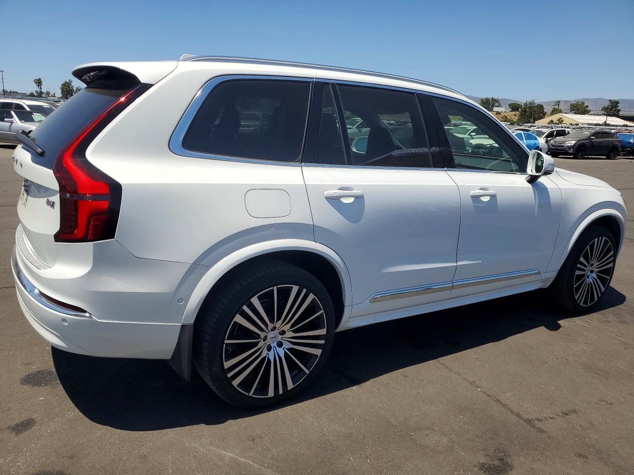 2025 Volvo Xc90 Plus - Фото 3