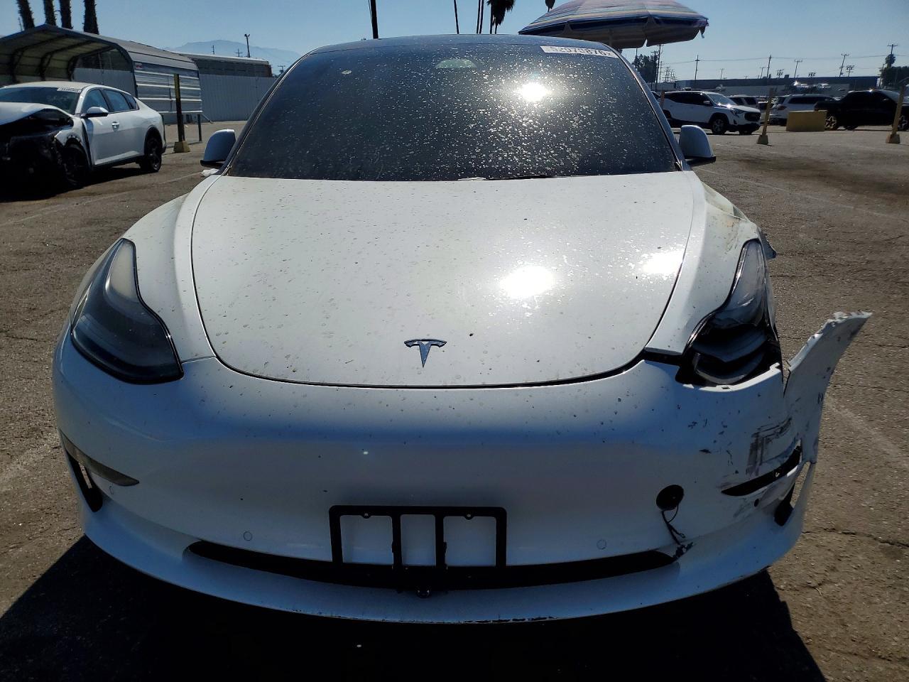 2022 Tesla Model 3 - Image 5