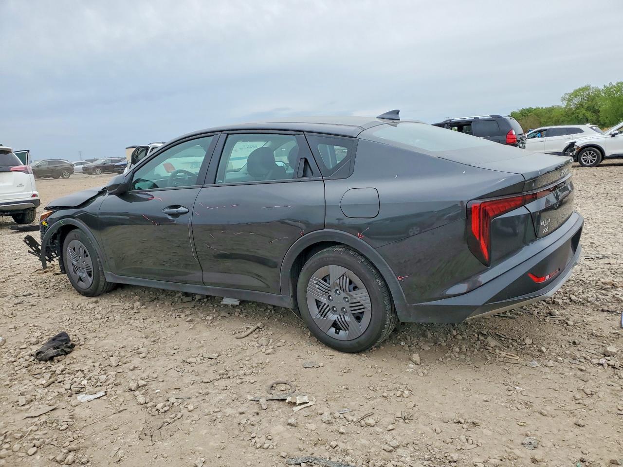 2025 Kia K4 Lx - Image 2
