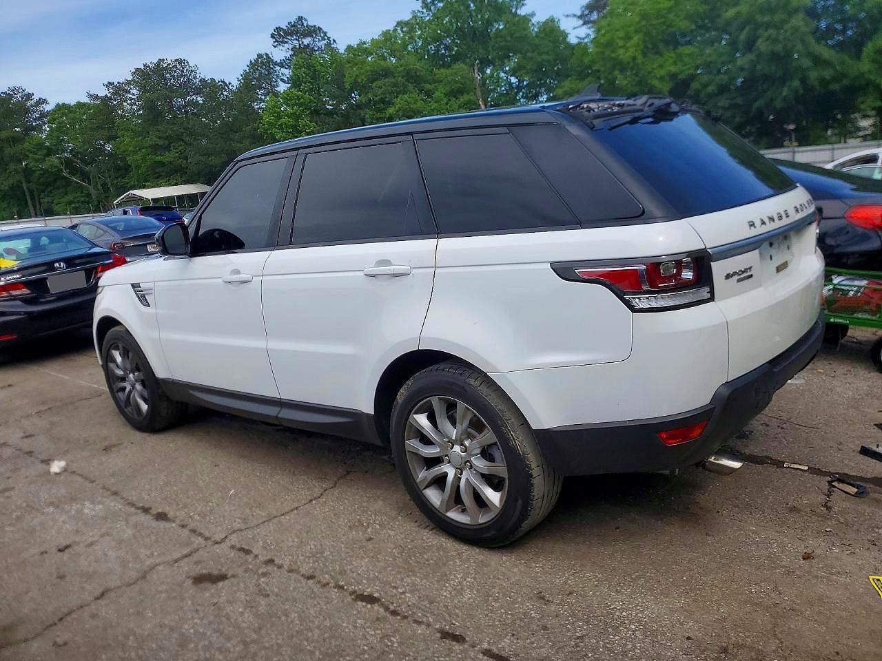 2016 Land Rover Range Rover Sport Hse - Image 2