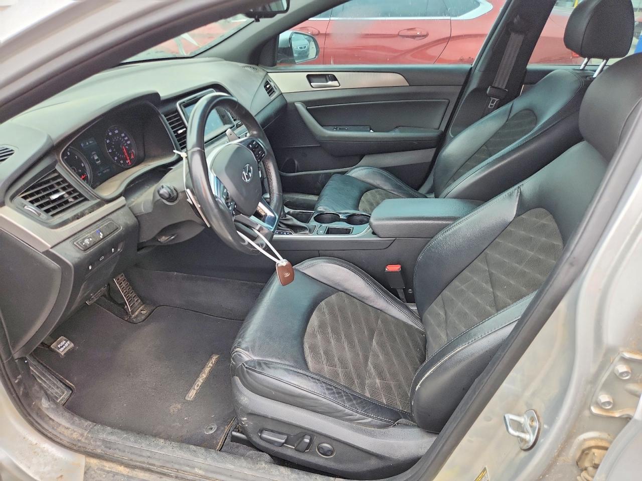 2018 Hyundai Sonata Sport - Image 7