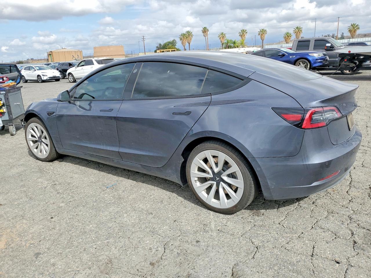 2021 Tesla Model 3 - Image 2