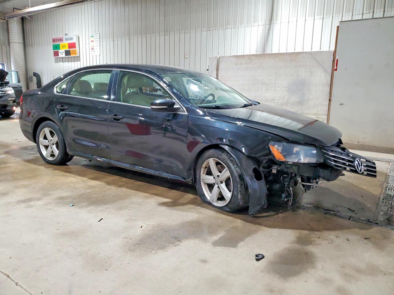 2012 Volkswagen Passat Se - Image 4