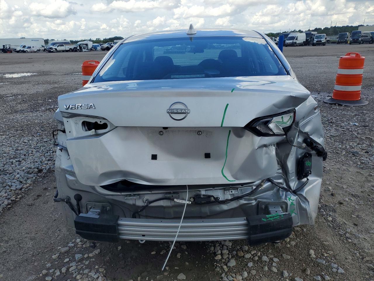 2025 Nissan Versa Sv - Фото 6