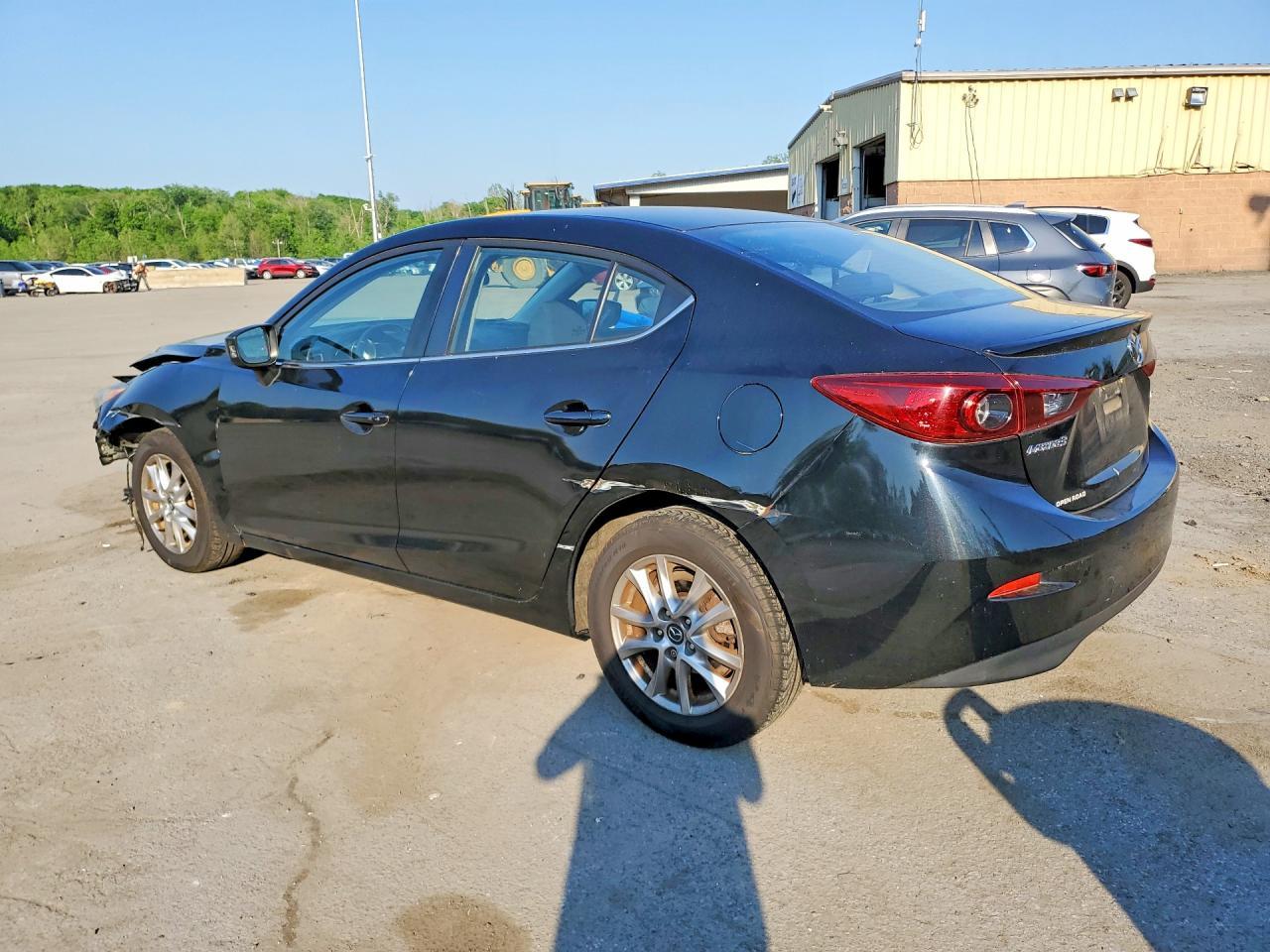 2016 Mazda 3 Touring - Image 2