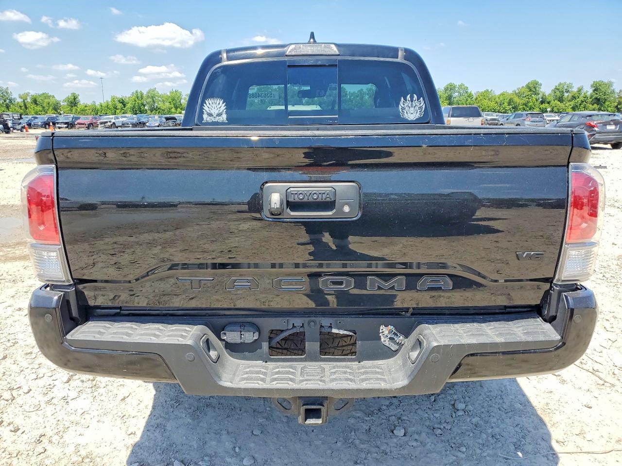 2023 Toyota Tacoma Trd Sport - Image 6
