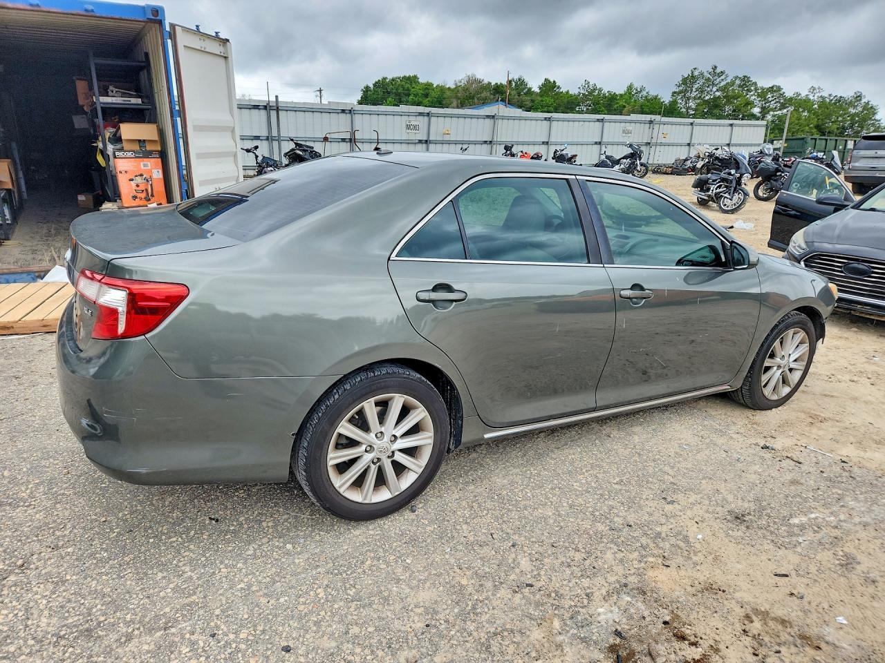 2013 Toyota Camry Xle - Фото 3