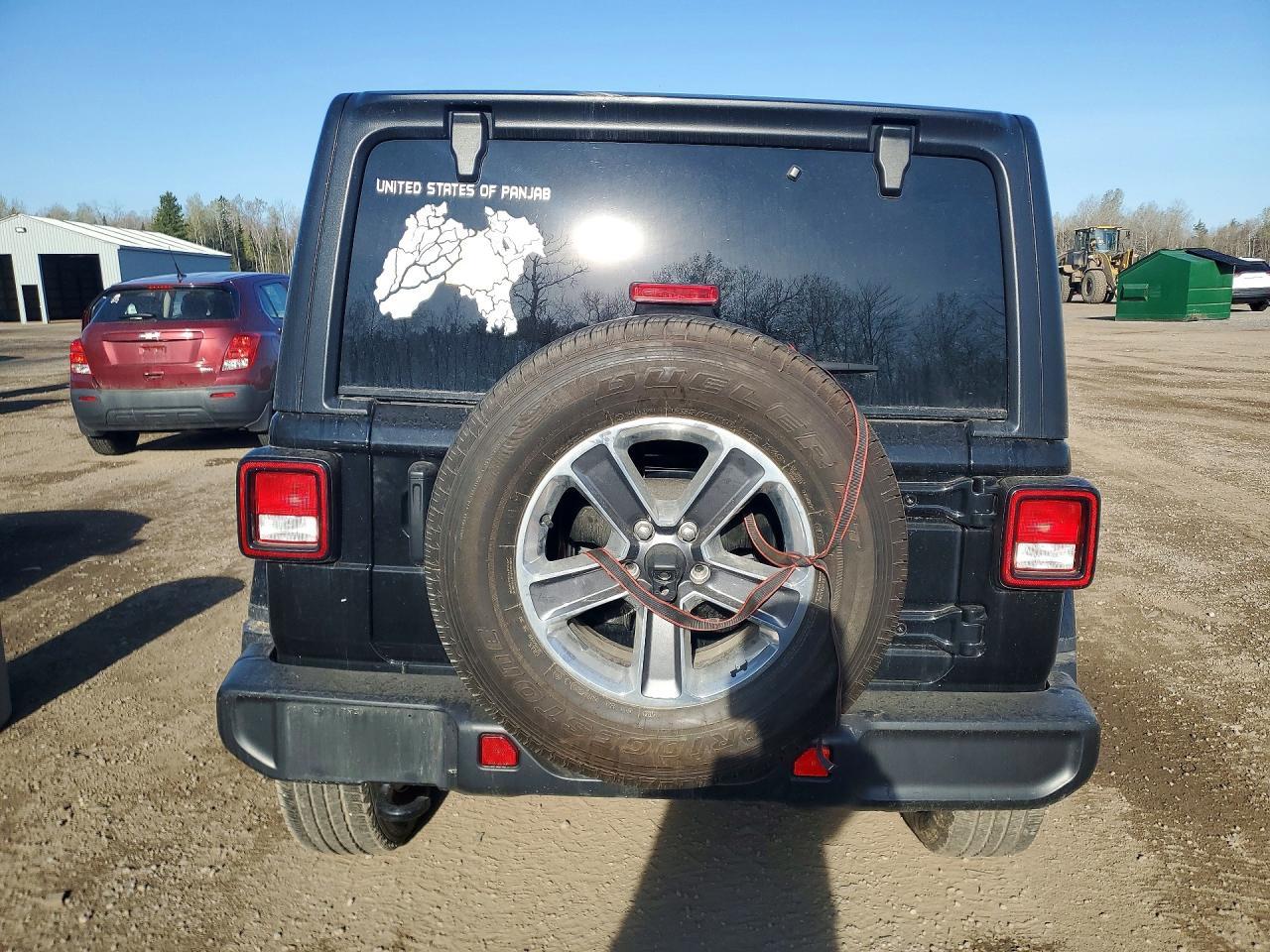 2021 Jeep Wrangler Unlimited Sahara - Image 6