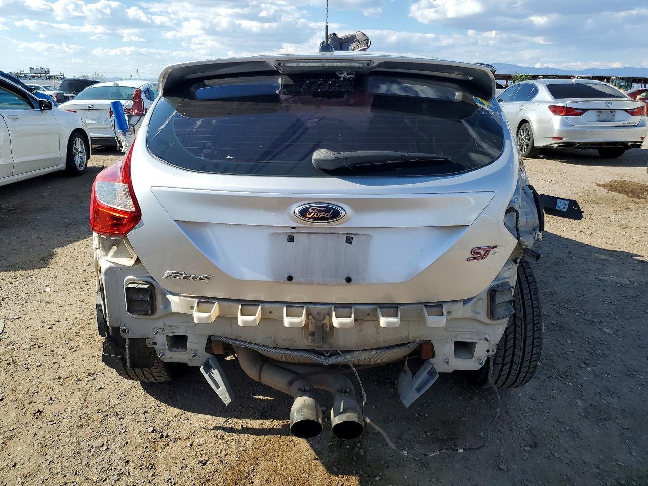 2014 Ford Focus St - Image 6
